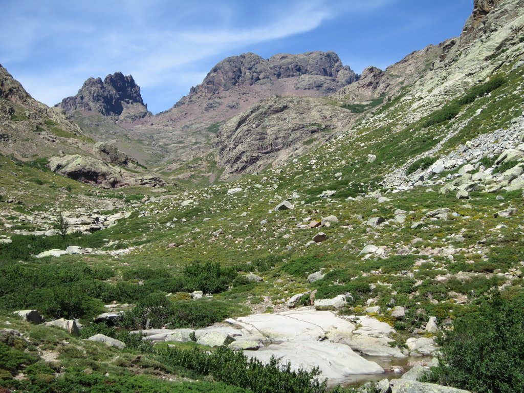 The mighty Paglia Orba rising above the valley.