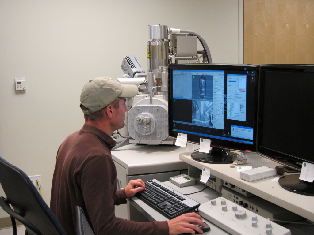 Figure 15. Generating zircon cathodoluminescence (CL) images with the SEM.