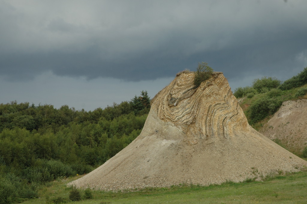 Bispehuen – «the Bishop’s hat» – a remaining, strongly folded, pillar of Moler in an abandoned pit on Fur.