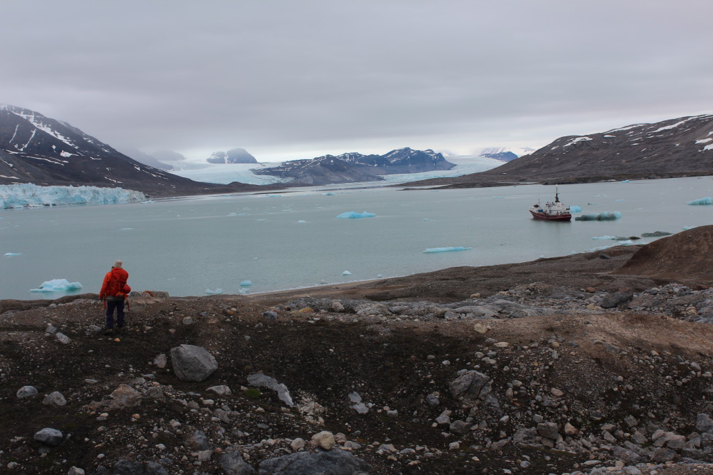 A view of the SS Stalbus in Kongsfjordhallet during al long day of felid work in UNIS’s Arctic Late Quaternary Glacial Stratigraphy Class.