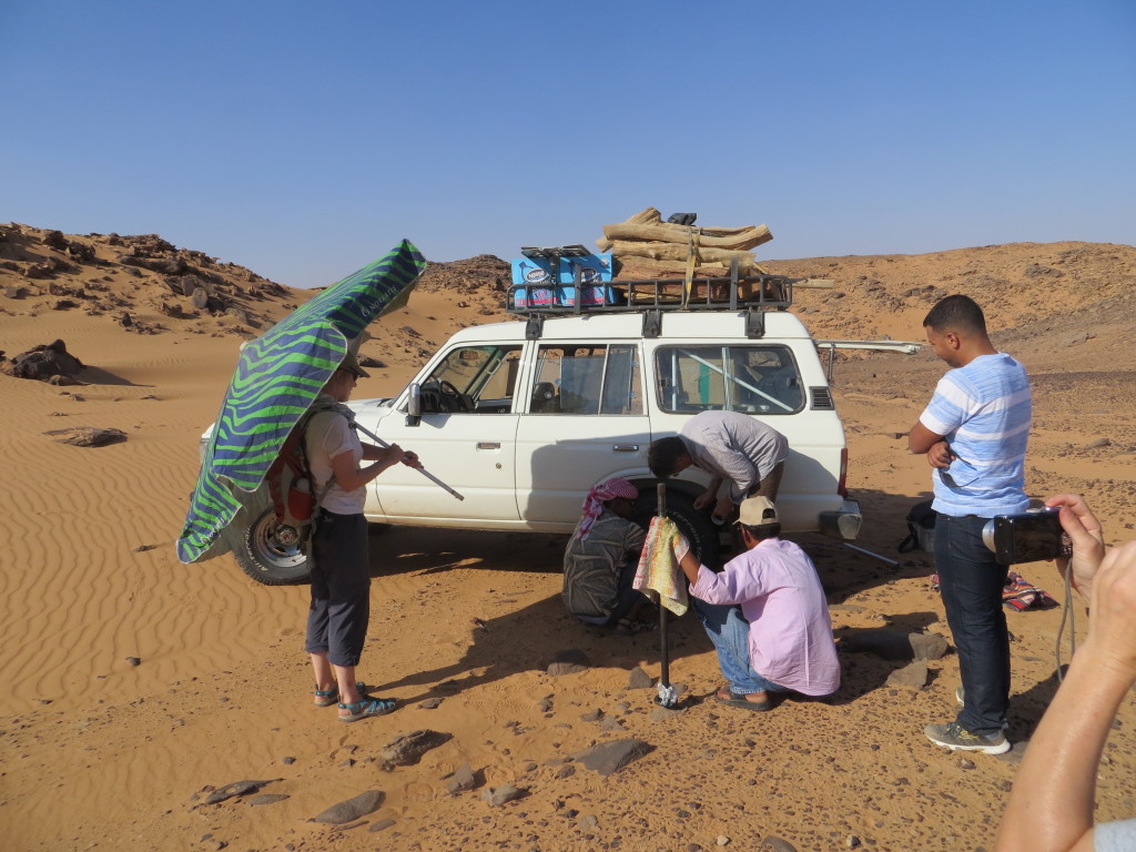 Broken rear differential – nothing that can’t be fixed with a bit of string and gaffer tape. Who needs 4WD in a desert anyway??