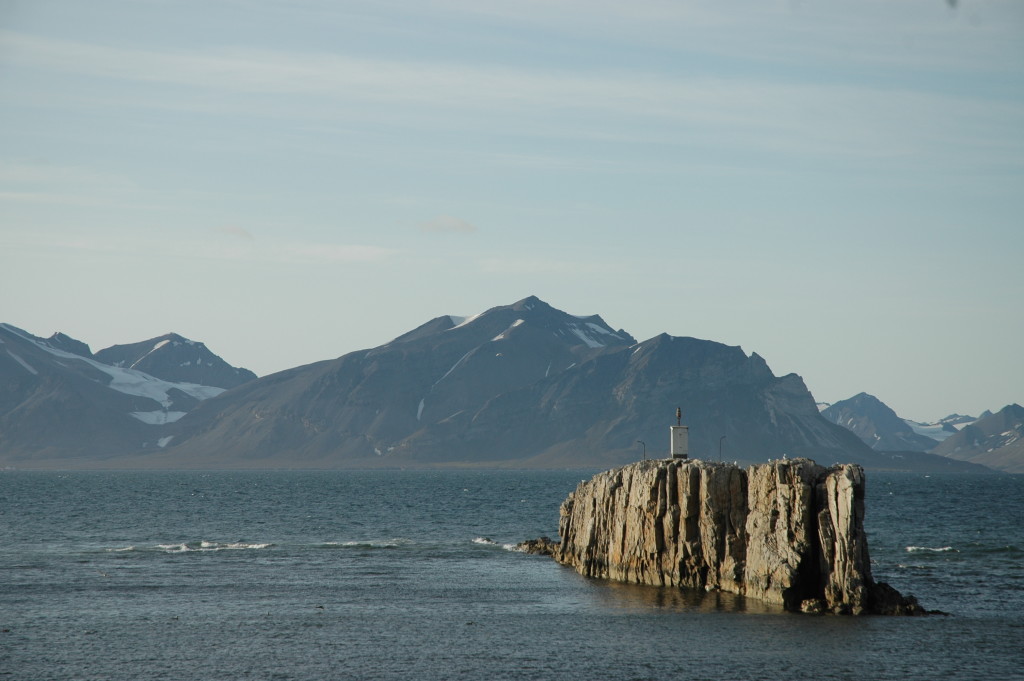 Festningen - The Fortress - a pillar of hard, Cretaceous fluvial sandstone, tilted vertical by Svalbard's clash with Greenland. 