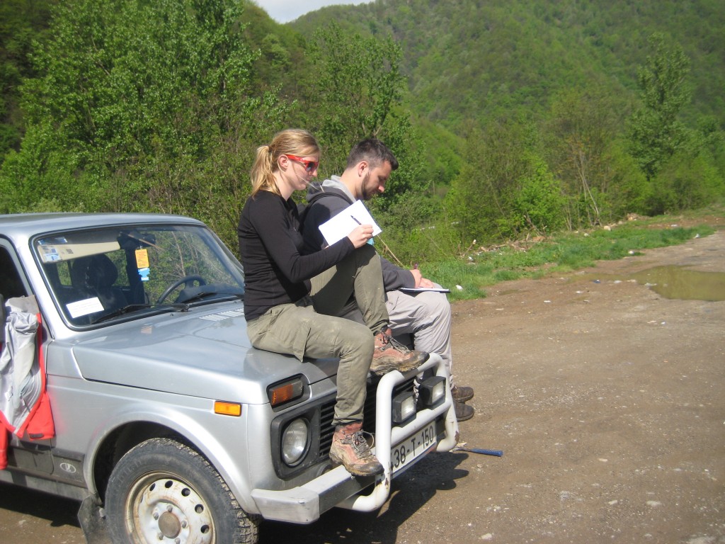 Car geology on top of the Lada Niva 4x4.