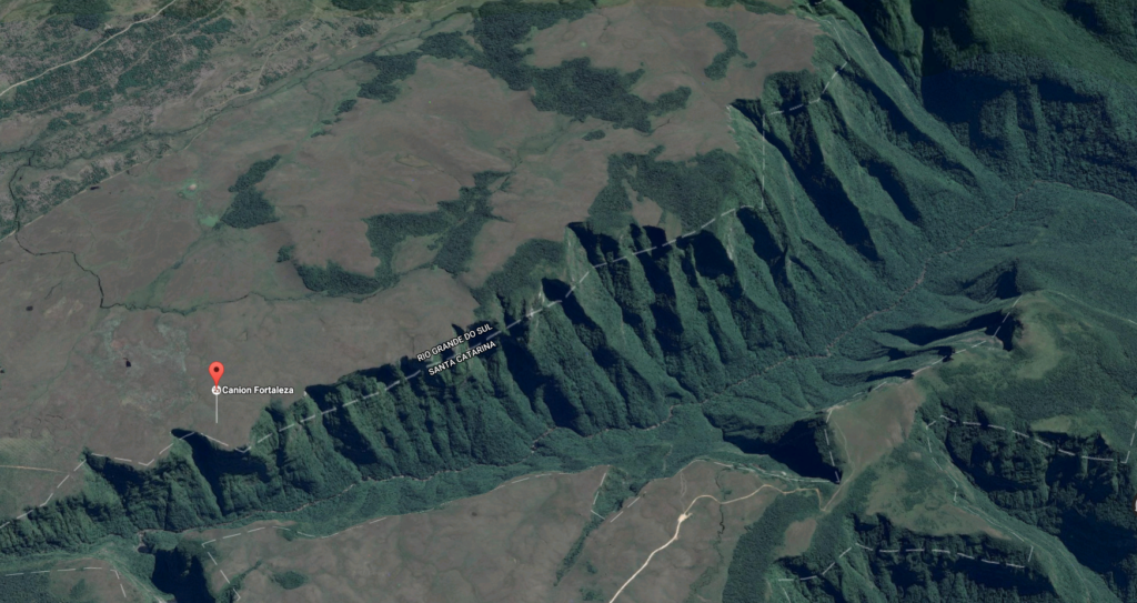 Figura 1: Fortaleza Canyon from above by Google Earth